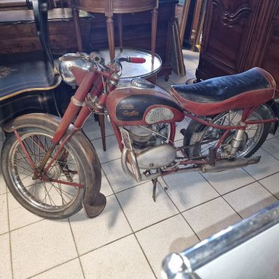 Koehler ESCOFFIER, type S6V / 125 cmc 2 temps.