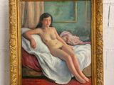 un tableau représentant une femme nue assise sur un lit
