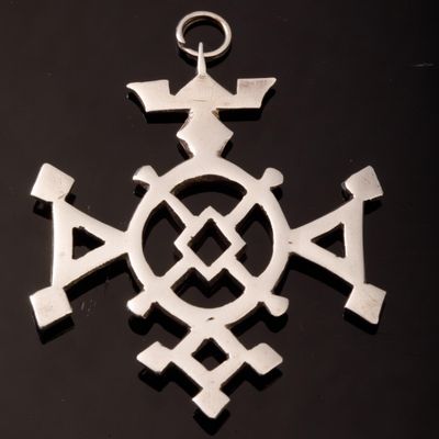 Croix Berbères en argent Poids: 9,12 g