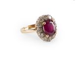 Bague ovale en rubis et diamants
