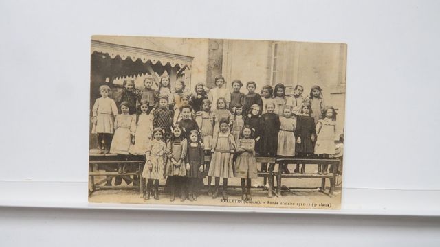 Felletin : Année scolaire 1911-1912 (3ème classe). Petits grignot...