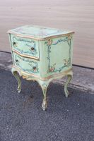 Chevet en bois en vernis européen de rinceaux et fleurs sur … (photo 5)
