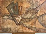 un tableau représentant un oiseau coiffé d'un haut-de-forme