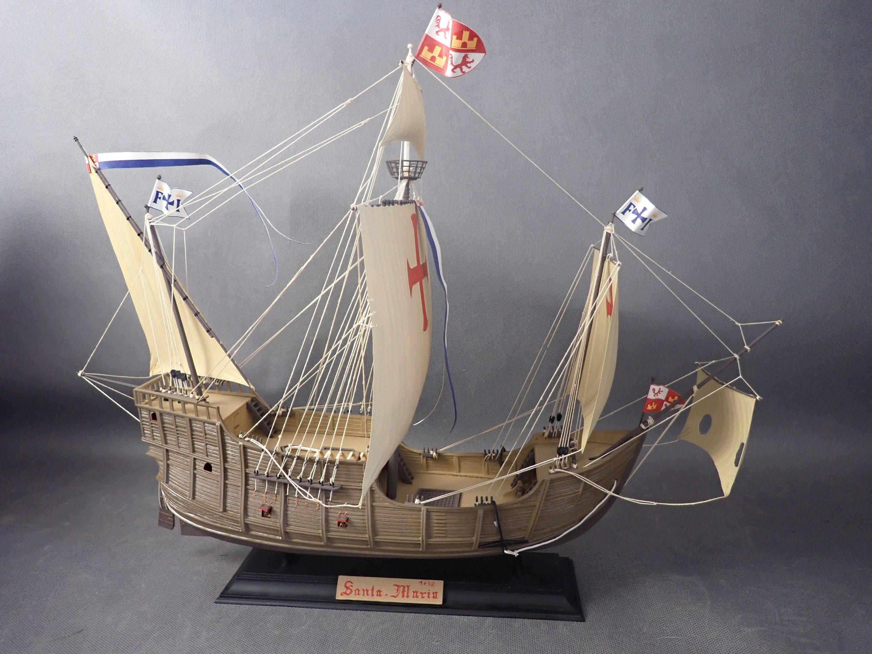Objets d'art & Curiosités