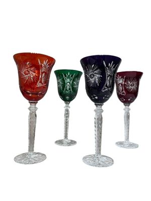 KLEIN à BACCARAT France Suite de 4 verres en cristal taillé …
