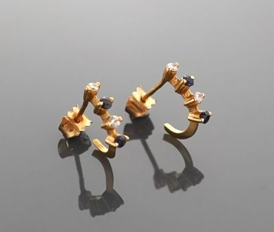 Paire de boucles d’oreilles en or jaune 18 k 750 millièmes, …