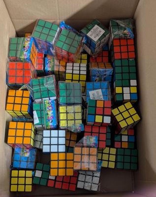39 / LOT DE 60 : Puzzle éducatif style cube logique - …