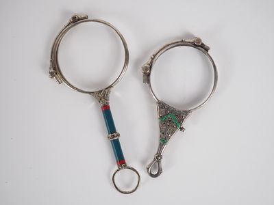 Deux binocles dépliantes de style Art Déco en argent, métal … - Photo 1