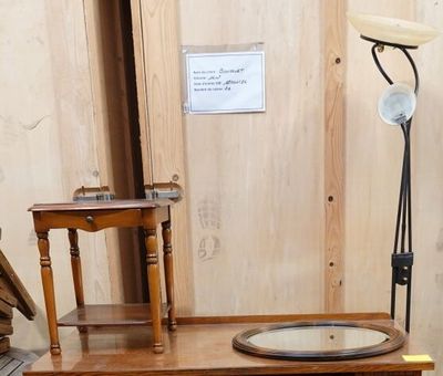 Bureau en bois teinté à 6 tiroirs, manque tiroirs