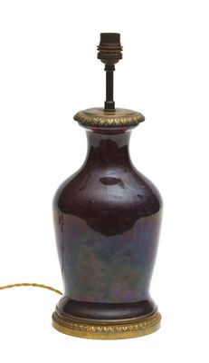 CHINE VASE balustre en porcelaine émaillée sang de bœuf et n…