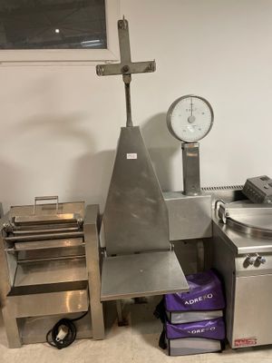 Balance à carcasse inox à aiguille