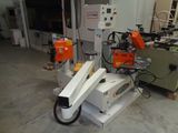 a picture of a machine that is sitting in a room