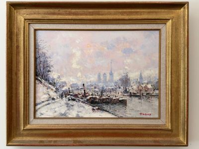 une peinture à l'huile représentant un paysage urbain avec une rivière au premier plan