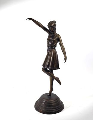 ECOLE DU XXe siècle "Danseuse"