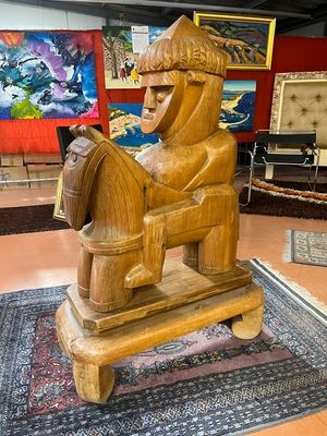 TRES IMPORTANT SUJET EN BOIS sculpté ( Cavalier ) REPOSANT s…