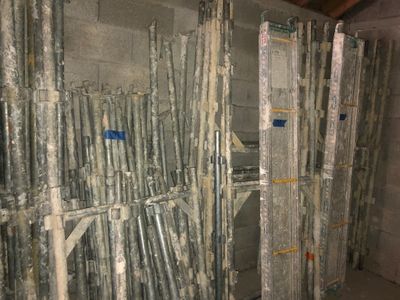 a room that has a bunch of metal bars in it