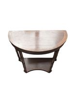 Console de forme demi-lune en bois mouluré et sculpté en boi… (photo 2)