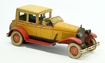 CR, Coupe de ville mécanique type Delage vers 1930, modèle avec éclair - Photo 1