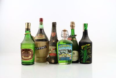 Réunion de 5 Liqueurs divers et 1 bouteille de vin, en l'éta…