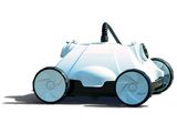 une petite voiture blanche posée par terre