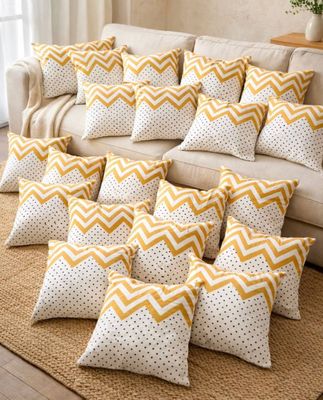 Lot de 24 coussins, 45 cm par 45 cm C2. Poids : 6 kg, localisation : 2 - Photo 1