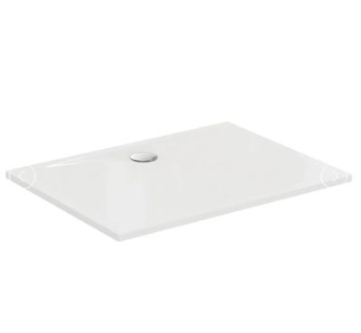 un gros plan d'un receveur de douche blanc sur fond blanc