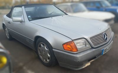 Mercedes 300 SL 24 Cabriolet — Voiture de collection emblématique
