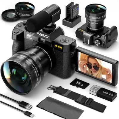 une image représentant un appareil photo auquel est connectée une clé USB