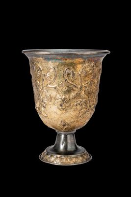Coupe Romaine EN Argent DorÉ Sur PIÉDestal Avec Rinceaux DE …