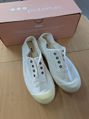 Paire de chaussures de marque POTOMAC