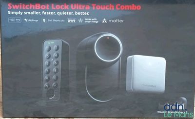 the box of the nintendo wii lite ultra touch combo is open