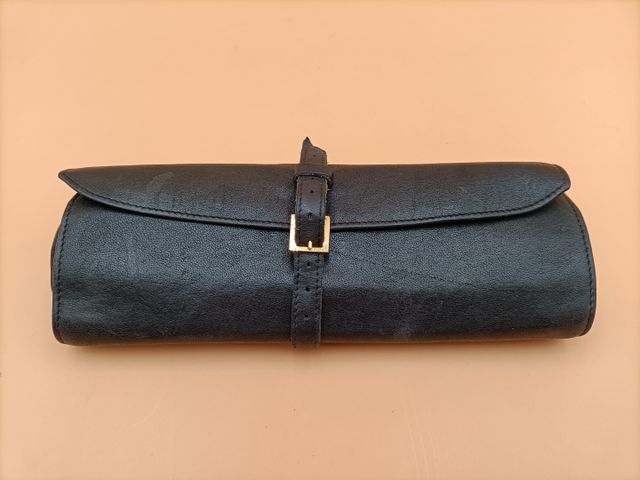 Petite trousse à compartiment cuir noir souple
