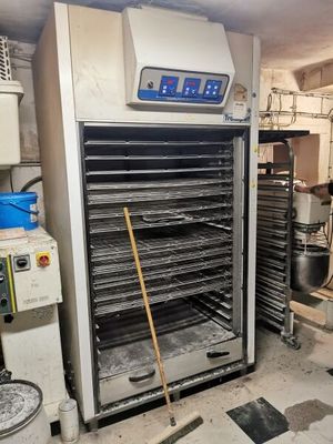 Chambre de pousse TRADIPAT à groupe déporté