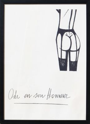 une image représentant le dessin des fesses d'une femme, dans un cadre noir