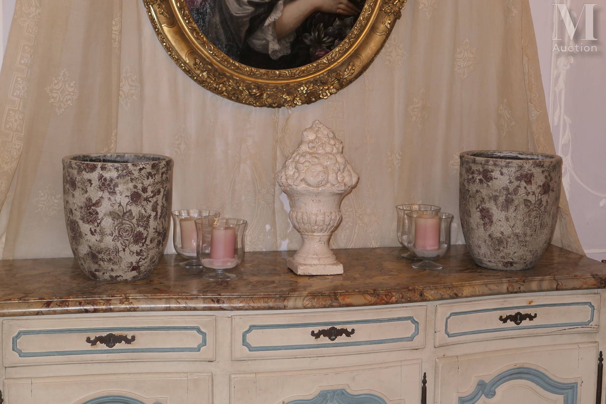 Objets d'art & Curiosités