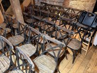 Ensemble comprenant : 36 chaises de restaurant, structure mé… (photo 3)