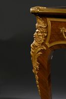 Grand bureau plat marqueté en palissandre à jeux de carrés s… (photo 5)