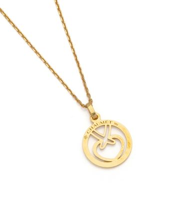 a gold plated necklace with the letter s on it