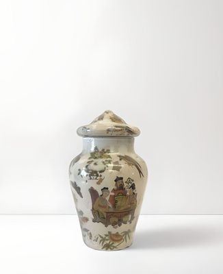 Potiche couverte de forme ovoïde en papier peint et verre so…