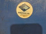 a blue trash can with a sticker that says progaliva