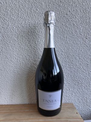 ENNEA, France, vin blan pétillant gazéifié sans étiquette, 3…