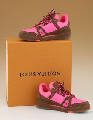 baskets Louis Vuitton roses et marron