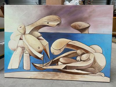 une photo d'un tableau représentant trois personnes sur une plage