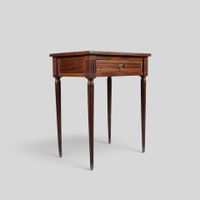 Petite table à écrire ou d'appoint de style Louis XVI en boi… (photo 3)