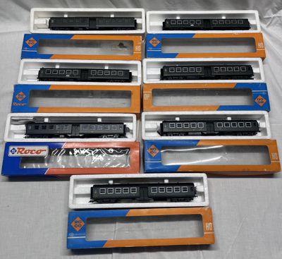 HO - ROCO – lot de 7 wagons voyageurs SNCF type Bruhat en livrée verte - Photo 1
