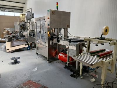 une photo d'une machine dans une usine