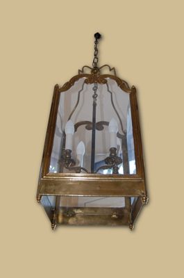 Importante lanterne en laiton, à quatre faces et quatre lumi…