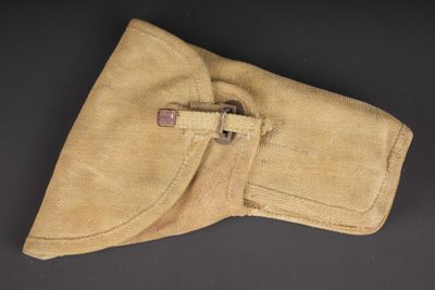 Holster de pistolet GP 35 canadien.