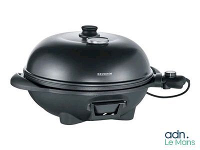 a close up of a grill with a lid on a white background