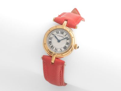 Montre-bracelet Cartier pour femme en or 18 carats avec bracelet en cuir rouge